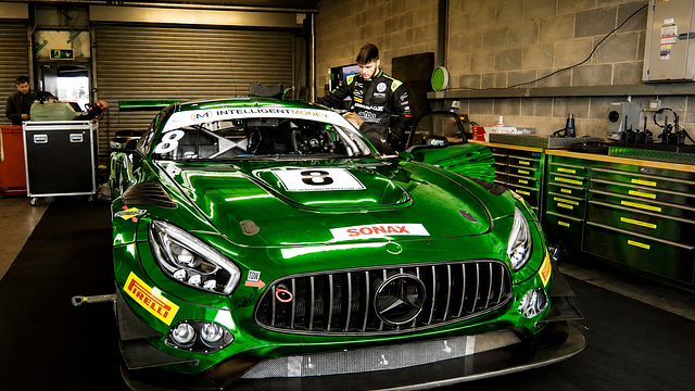 Why Race Teams Struggle to Find Good Motorsport Staff in Australia